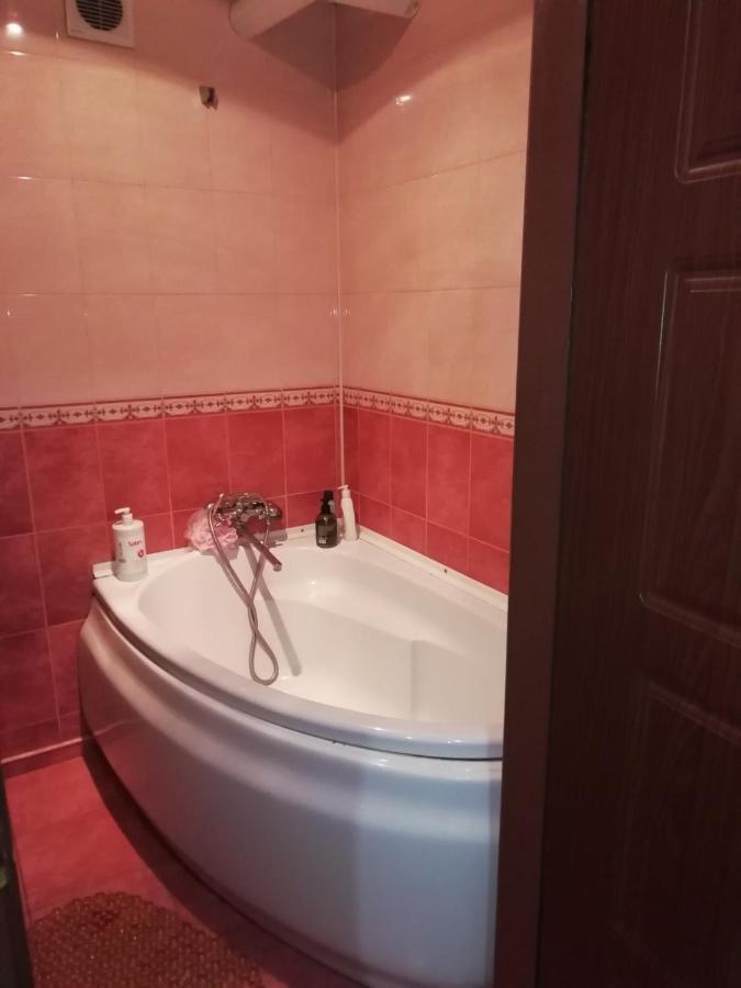 Apartmán Квартира Посуточно Каменское Exteriér fotografie